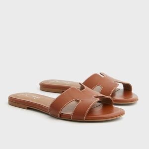NWOB French Sole Cognac Leather Alibi Sandals